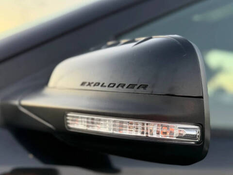 2014 Ford Explorer Sport