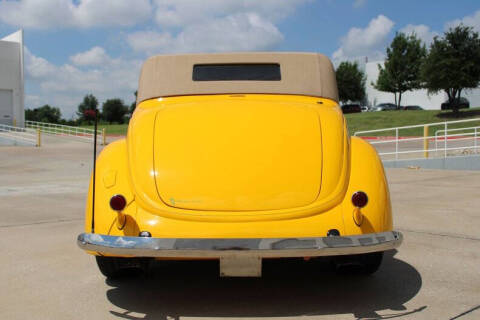 1937 Ford Cabriolet