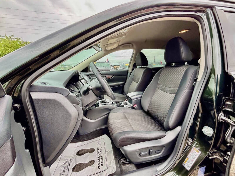 2019 Nissan Rogue SV