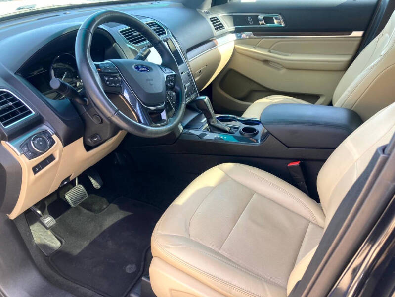 2017 Ford Explorer Limited