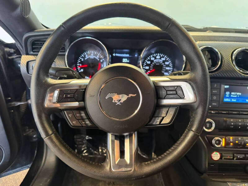 2017 Ford Mustang V6