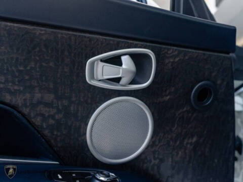 2019 Aston Martin DB11 Volante