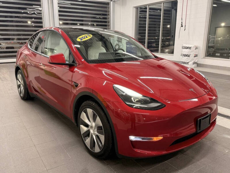 2023 Tesla Model Y Long Range
