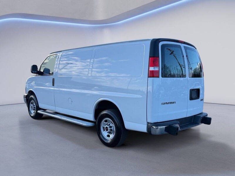 2024 GMC Savana 2500
