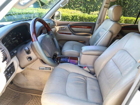 2000 Lexus LX 470