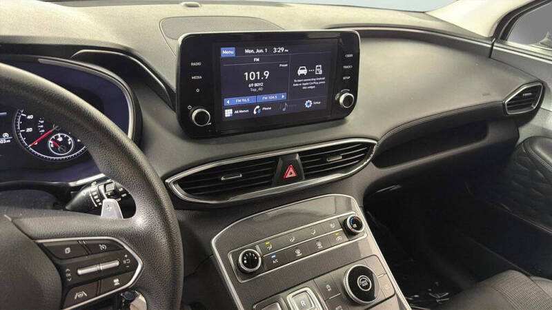 2021 Hyundai Santa Fe SE