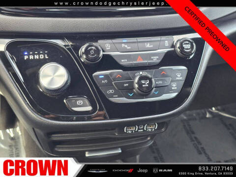 2025 Chrysler Pacifica Select
