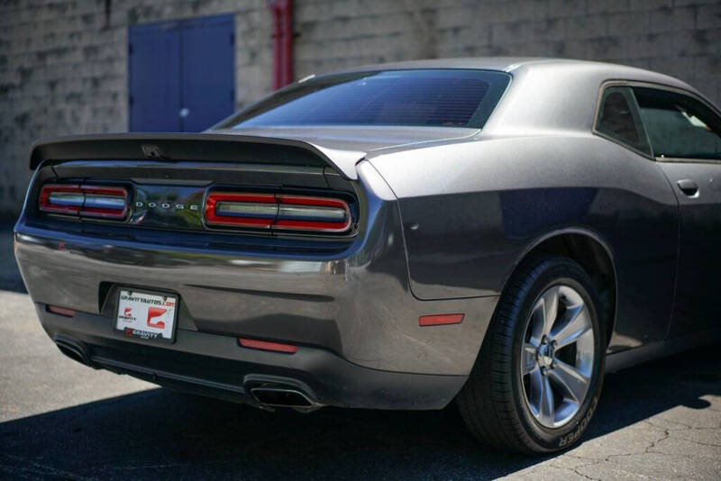 2016 Dodge Challenger SXT