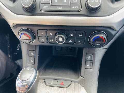 2017 GMC Acadia SLT-1