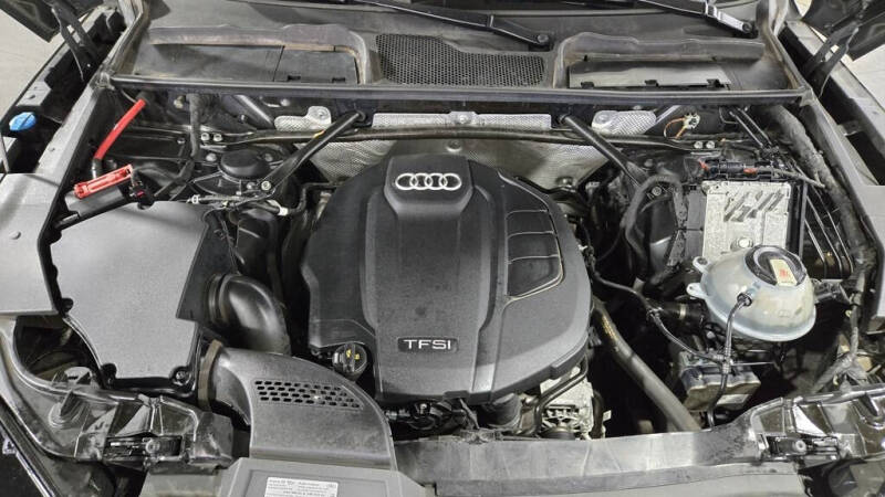 2019 Audi Q5 quattro Premium 45 TFSI