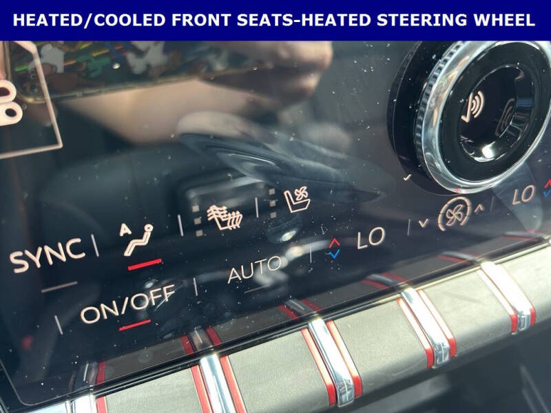 2025 GMC Yukon XL AT4