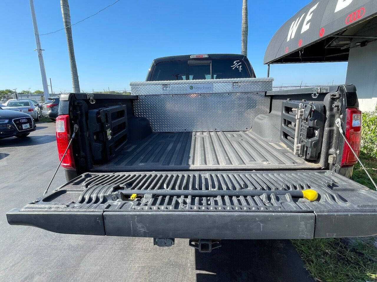 2015 Ford F-250 Super Duty  - $39,900