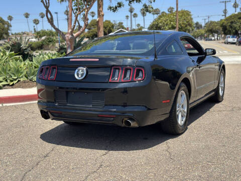 2014 Ford Mustang V6