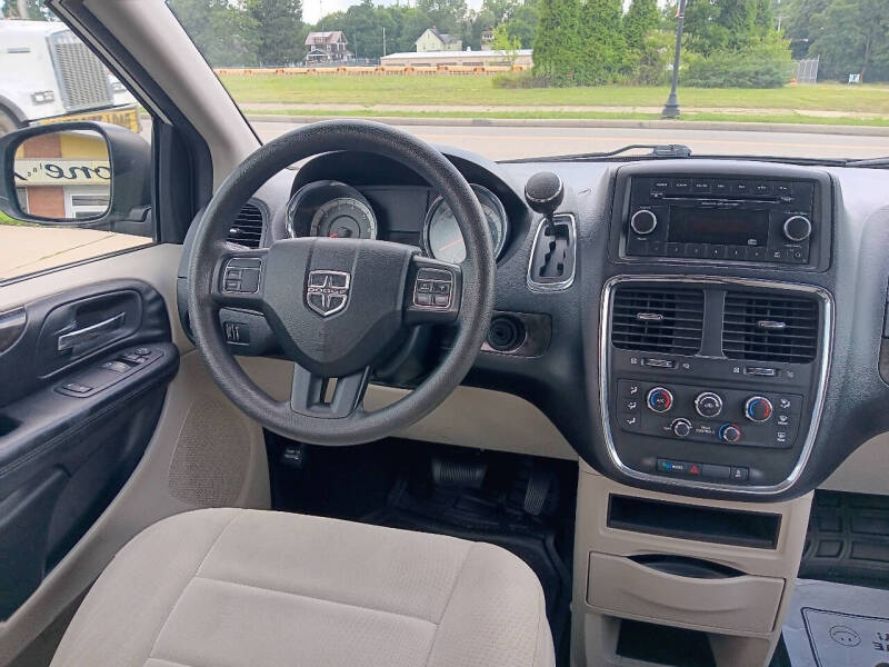 2012 Dodge Grand Caravan American Value Package