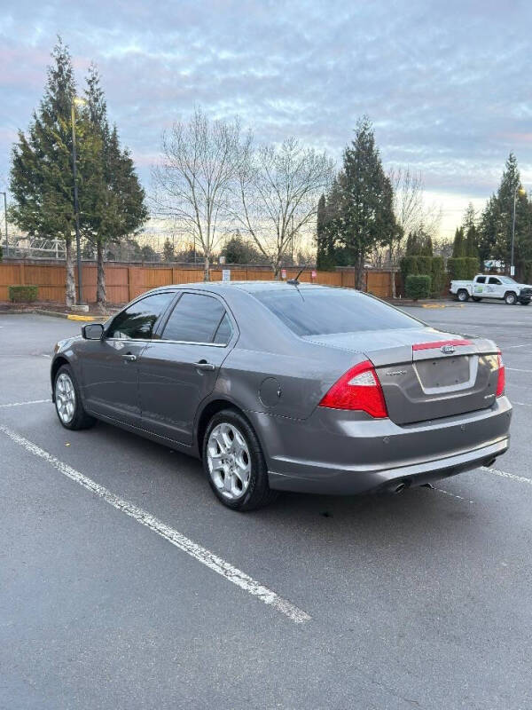 2011 Ford Fusion SE