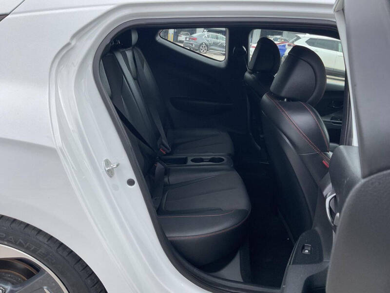 2020 Hyundai Veloster