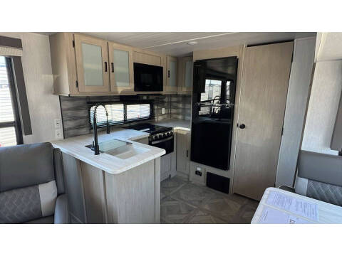 2023 Forest River 27RK