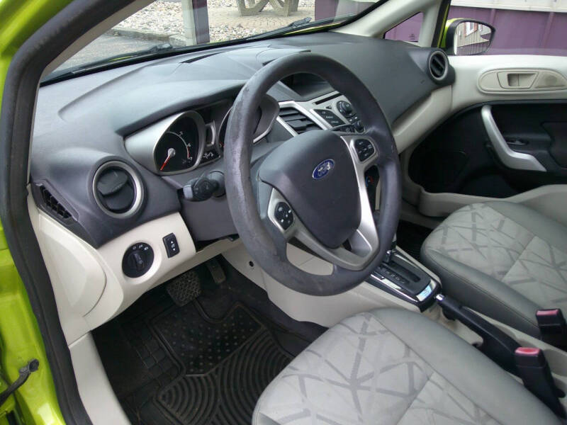 2011 Ford Fiesta SE