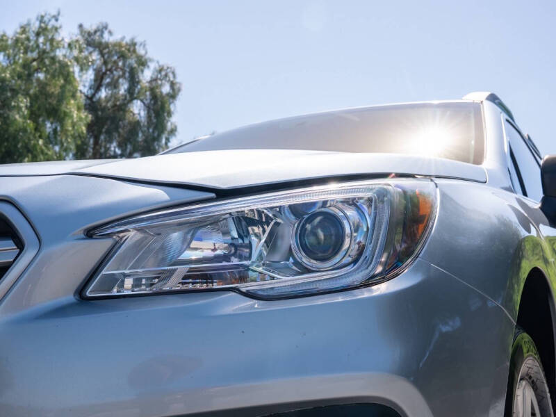 2019 Subaru Outback 2.5i