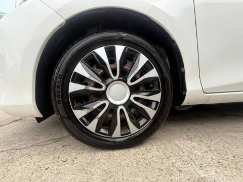 2012 Toyota Yaris