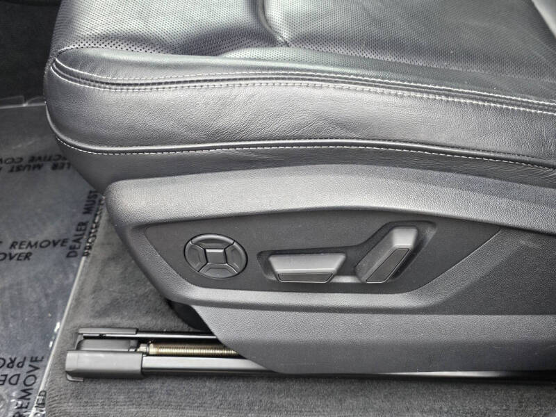 2019 Audi Q8 quattro Prestige 55 TFSI