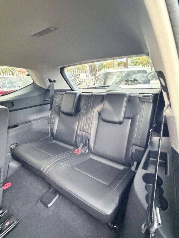 2019 Volkswagen Atlas V6 SE