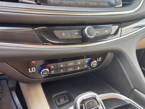 2018 Buick Enclave Premium
