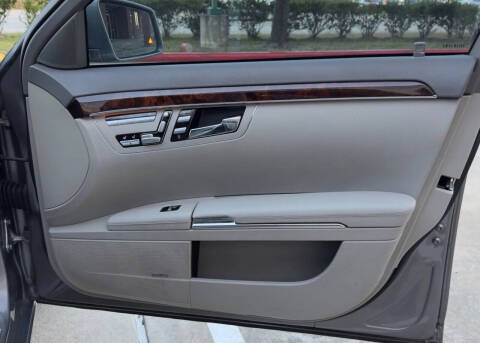 2013 Mercedes-Benz S-Class S 550