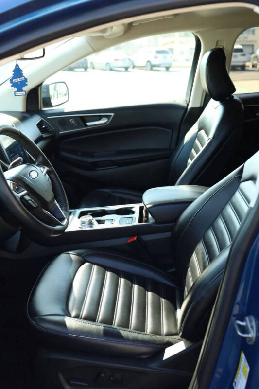 2022 Ford Edge