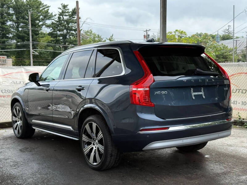 2022 Volvo XC90 T6 Inscription 7-Passenger