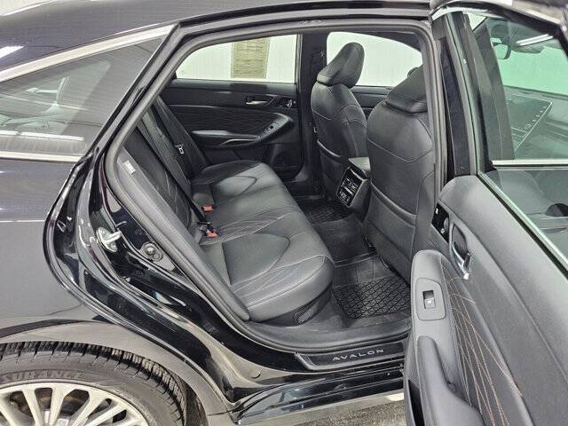 2021 Toyota Avalon Hybrid Limited