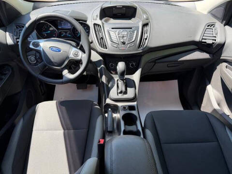 2016 Ford Escape S