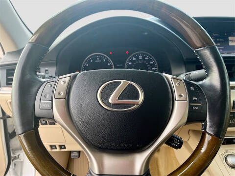 2015 Lexus ES 350