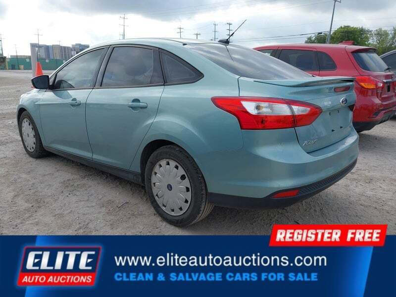 2012 Ford Focus SE