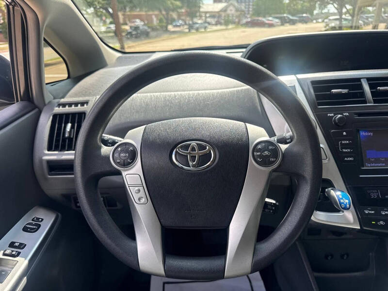 2013 Toyota Prius v Three