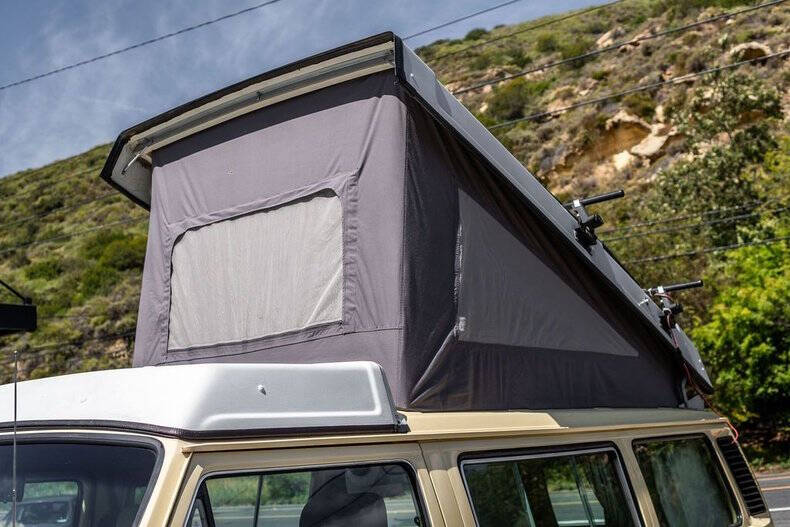 1982 Volkswagen Vanagon Camper