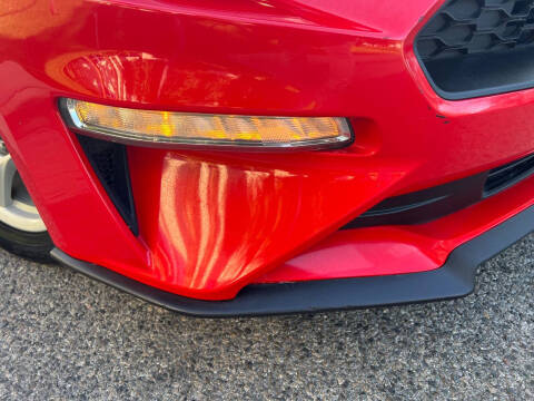 2019 Ford Mustang EcoBoost