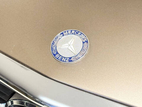 1989 Mercedes-Benz 560-Class 560 SL