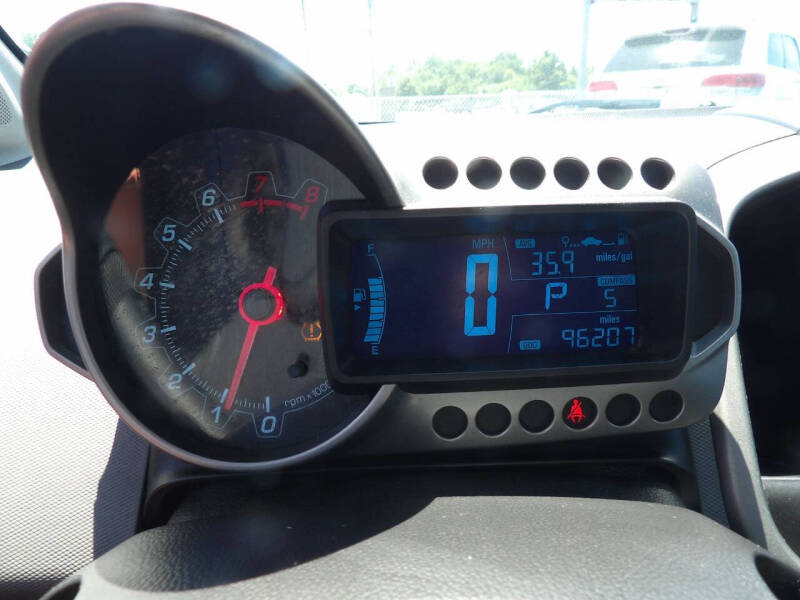 2016 Chevrolet Sonic LT Auto