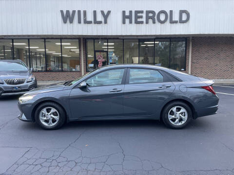 2023 Hyundai Elantra SE