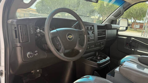 2018 Chevrolet Express 2500