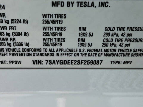 2025 Tesla Model Y Long Range