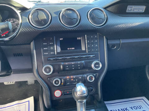 2017 Ford Mustang V6