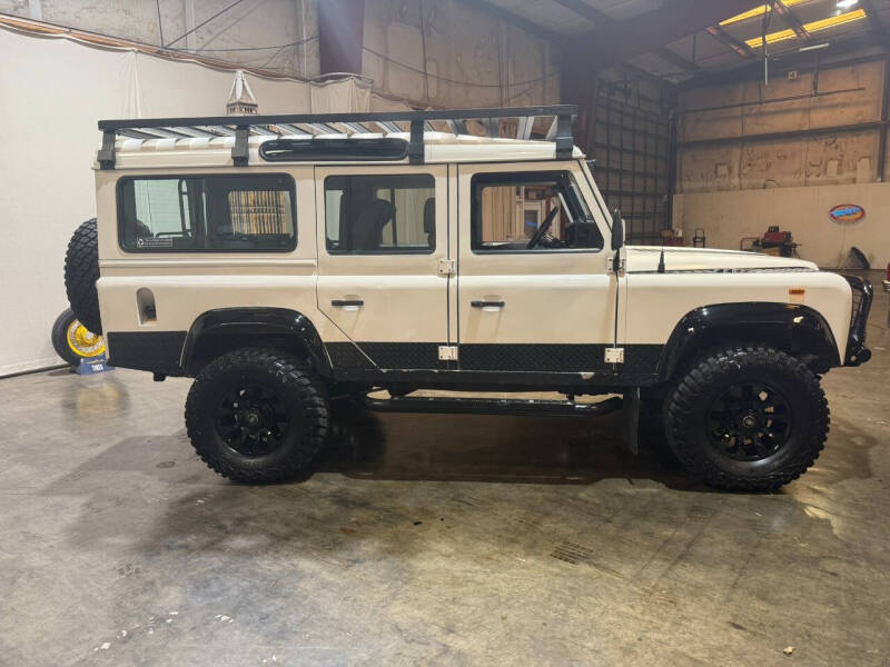 1990 Land Rover Defender