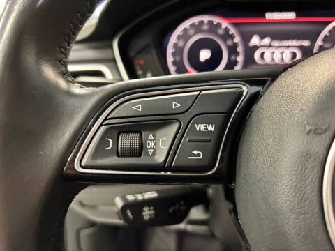 2017 Audi A4 2.0T quattro Prestige