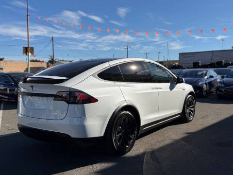 2016 Tesla Model X 75D