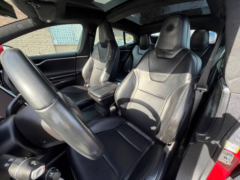 2016 Tesla Model S 90D