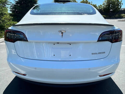 2018 Tesla Model 3 Long Range