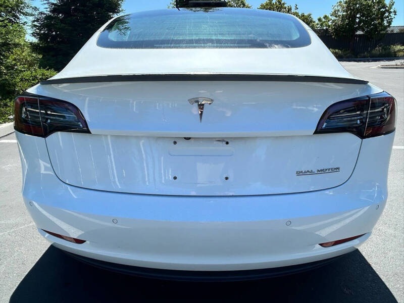 2018 Tesla Model 3 Long Range