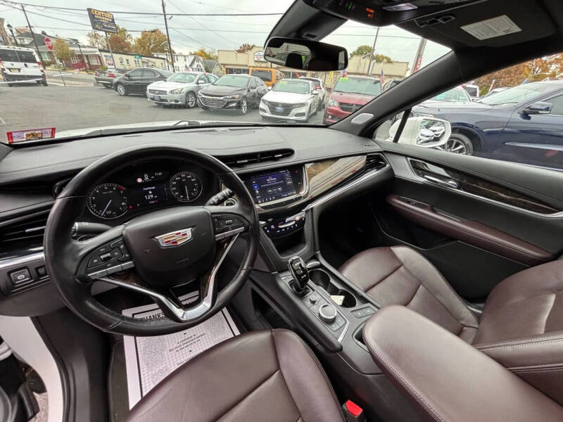 2020 Cadillac XT6 Premium Luxury